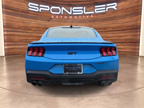 Used 2025 Ford Mustang GT Premium image 4