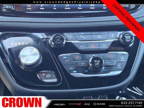 Certified 2024 Chrysler Pacifica Limited FWD image 30