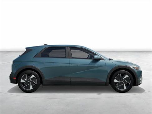 New 2025 Hyundai Ioniq 5 SE image 7