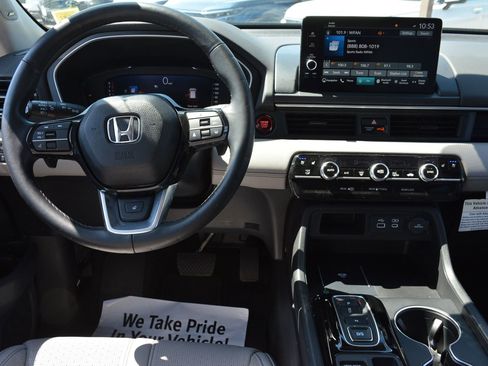 Used 2023 Honda Pilot Elite image 13