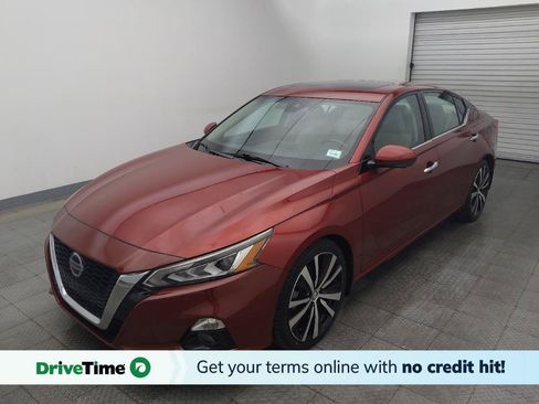 Used 2020 Nissan Altima 2.5 Platinum FWD image 1
