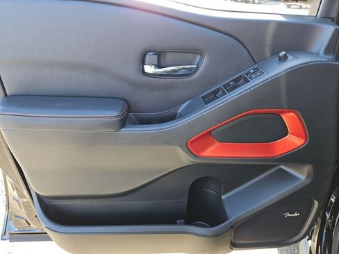 Used 2023 Nissan Frontier PRO-4X w/ Pro-4X Premium Package AWD/4WD image 9