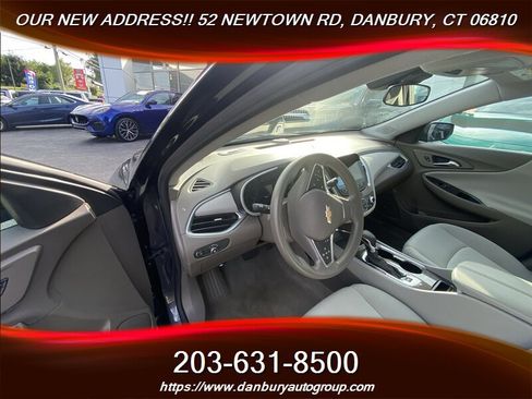Used 2023 Chevrolet Malibu LT FWD image 10