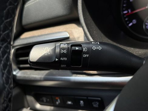 Used 2020 Kia Telluride SX w/ SX Prestige Package AWD/4WD image 24