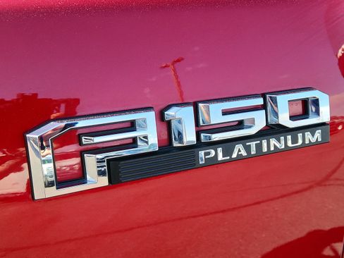 Used 2019 Ford F150 Platinum w/ Equipment Group 701A Luxury AWD/4WD image 6