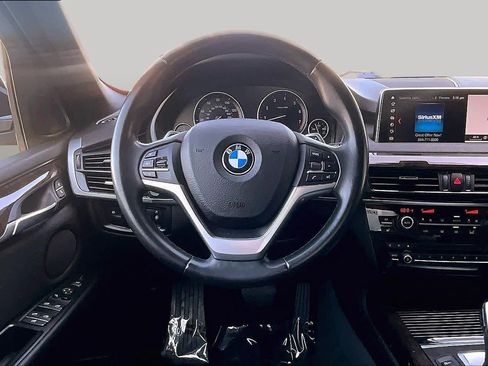 Used 2018 BMW X5 sDrive35i w/ M Sport Package RWD image 6