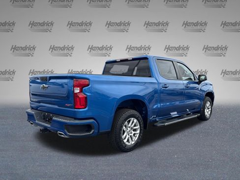 Used 2022 Chevrolet Silverado 1500 RST w/ Z71 Off-Road Package AWD/4WD image 10