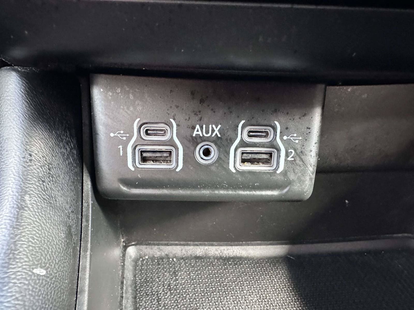 Used 2021 Dodge Durango SXT AWD/4WD image 24