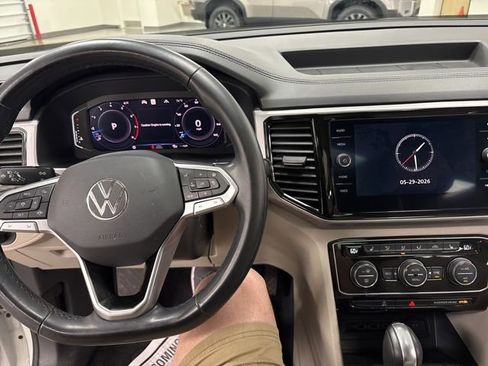 Used 2021 Volkswagen Atlas SEL AWD/4WD image 20