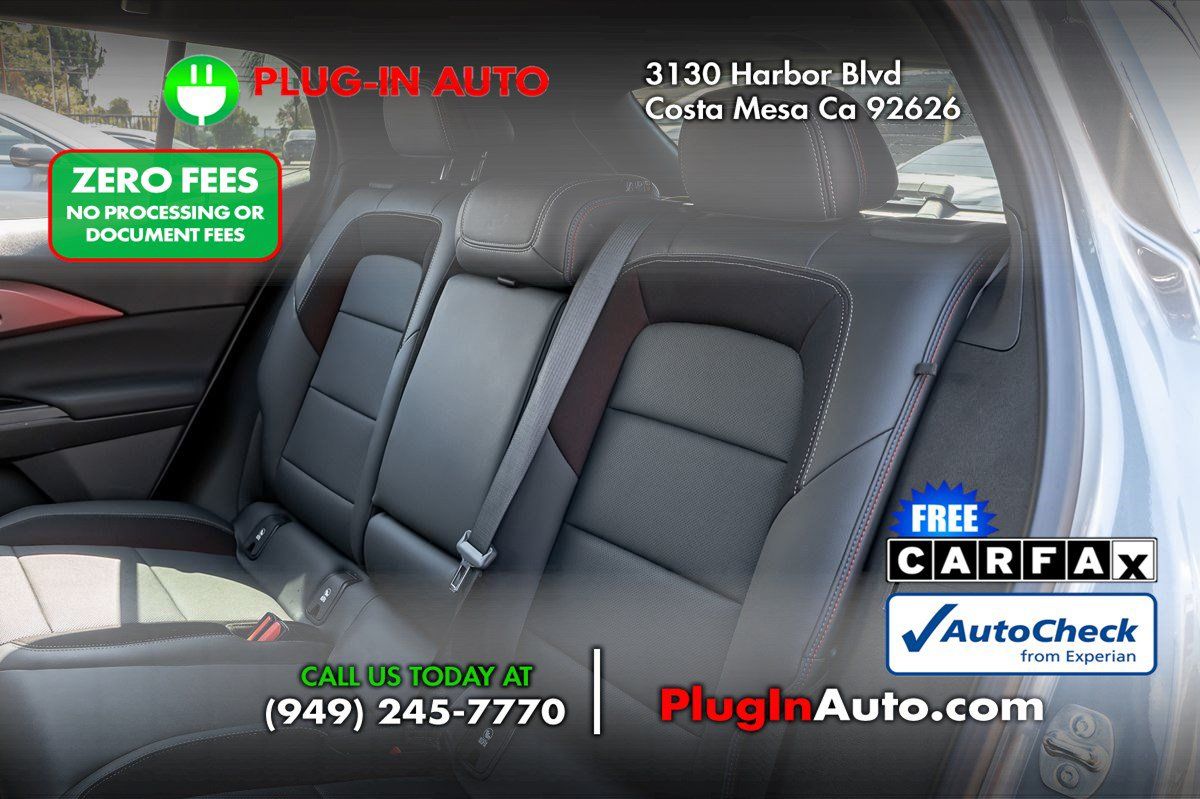Used 2024 Chevrolet Equinox EV RS FWD image 9