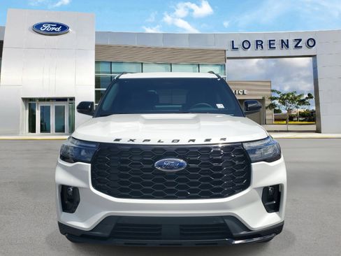 New 2026 Ford Explorer ST-Line RWD image 2