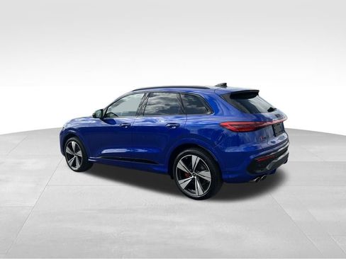 New 2025 Audi SQ5 Premium Plus image 3
