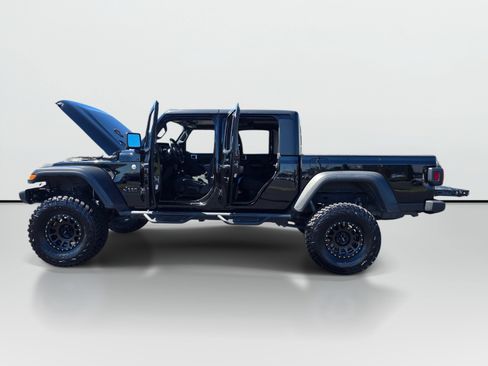 Used 2020 Jeep Gladiator Sport w/ Quick Order Package 24S AWD/4WD image 7