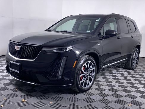 Certified 2024 Cadillac XT6 Sport w/ LPO, Floor Liner Package image 19