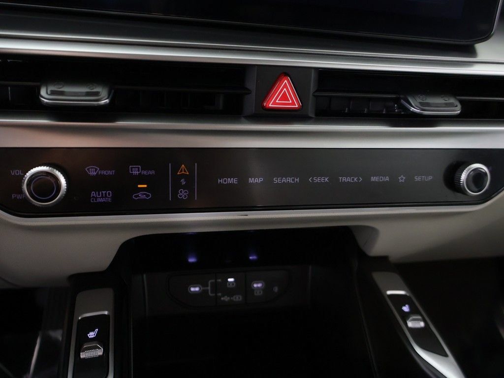 Certified 2026 Kia Sorento S FWD image 49
