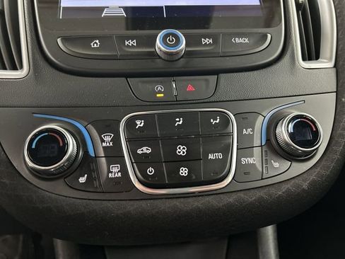 Used 2024 Chevrolet Malibu LT FWD image 18