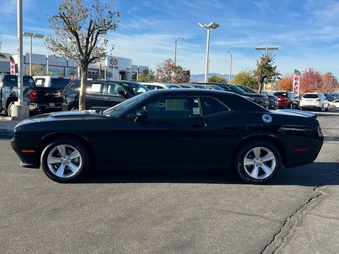 Certified 2023 Dodge Challenger SXT image 3