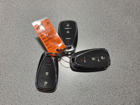 Used 2020 Chevrolet Equinox LS w/ LS Convenience Package FWD image 26