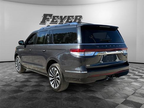 Used 2024 Lincoln Navigator L Reserve image 5