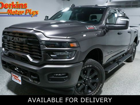 Used 2025 RAM 2500 Big Horn AWD/4WD image 1