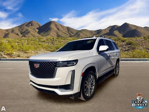 Used 2021 Cadillac Escalade Premium Luxury w/ LPO, Illumination Package AWD/4WD image 2