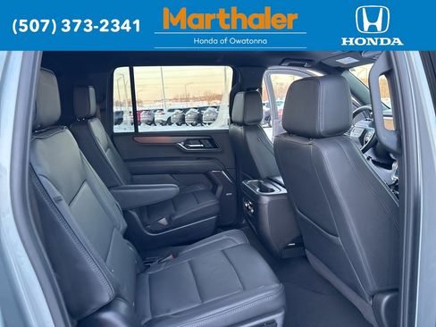 Used 2025 GMC Yukon XL Denali image 20