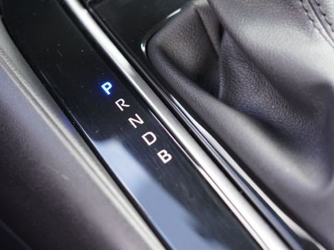 Certified 2025 Toyota Corolla SE w/ Convenience Package FWD image 27