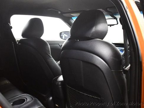 Used 2016 Hyundai Veloster Turbo image 16
