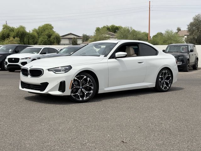 Used 2026 BMW 230i Coupe w/ Convenience Package RWD image 2