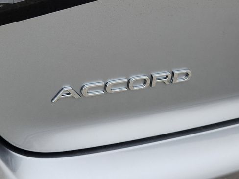 New 2025 Honda Accord SE image 19
