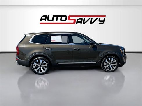 Used 2022 Kia Telluride S image 8