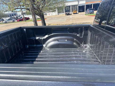 Used 2019 RAM 1500 Big Horn image 5