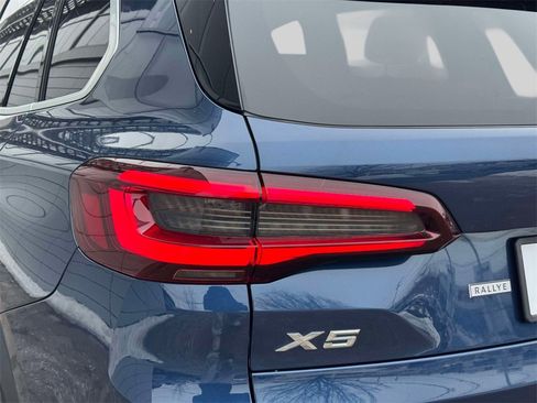 Used 2023 BMW X5 xDrive40i w/ Premium Package image 10