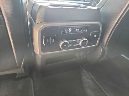 Used 2020 Ford Expedition XLT w/ Equipment Group 202A image 30