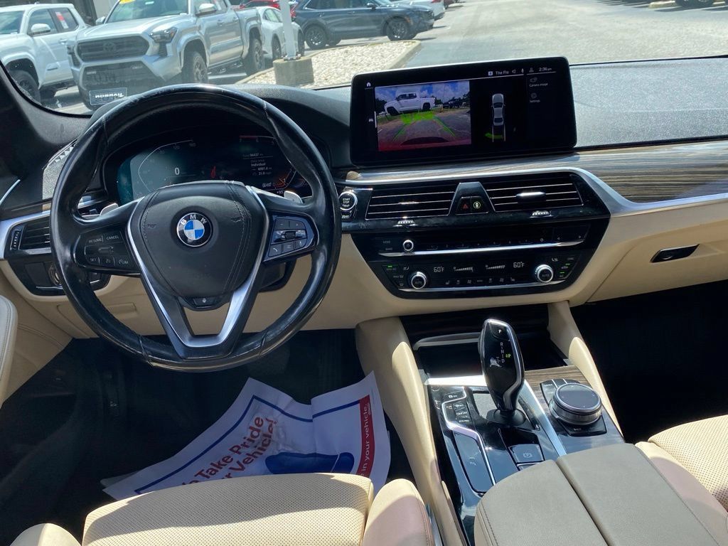 Used 2021 BMW 530i w/ Convenience Package RWD image 8