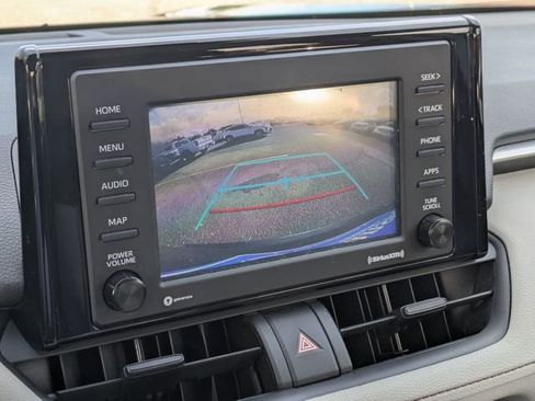 Used 2021 Toyota RAV4 XLE w/ XLE Grade Weather Package image 23