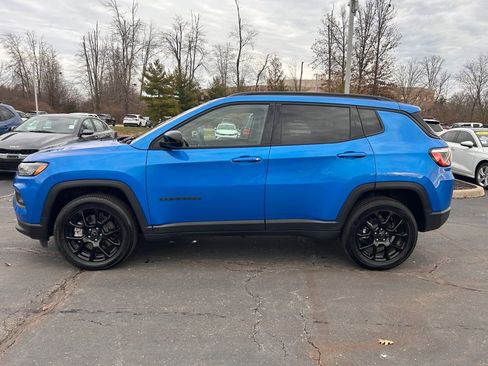 Certified 2025 Jeep Compass Latitude w/ Altitude Special Edition image 4