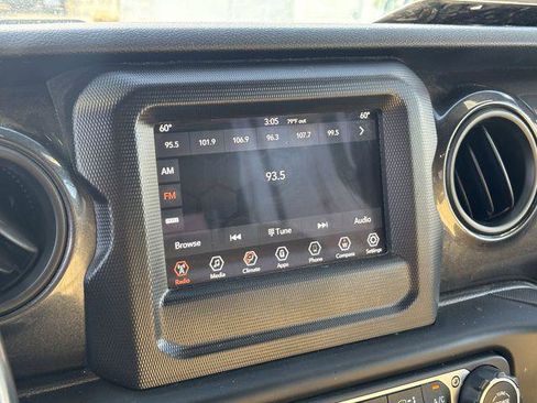 Certified 2020 Jeep Wrangler Unlimited Sport image 5