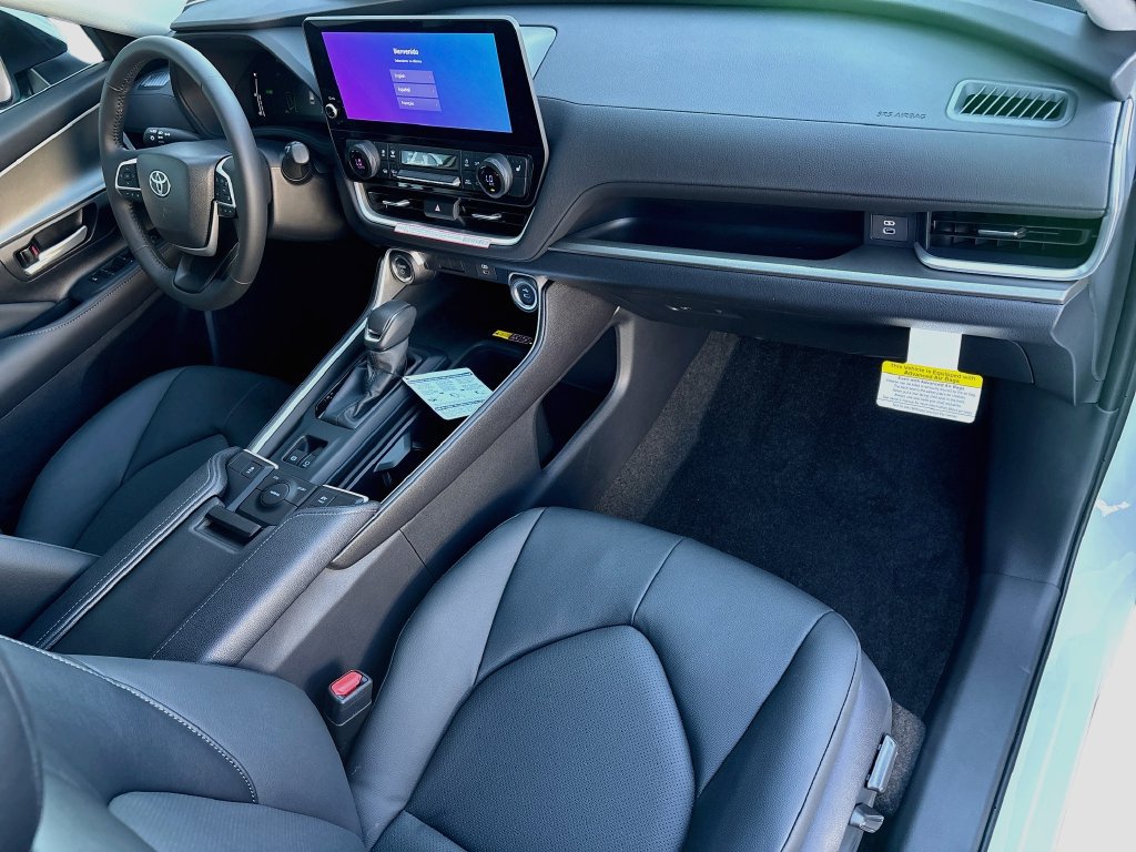 New 2026 Toyota Grand Highlander XLE FWD image 17