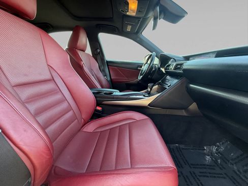 Used 2017 Lexus IS 300 AWD image 15