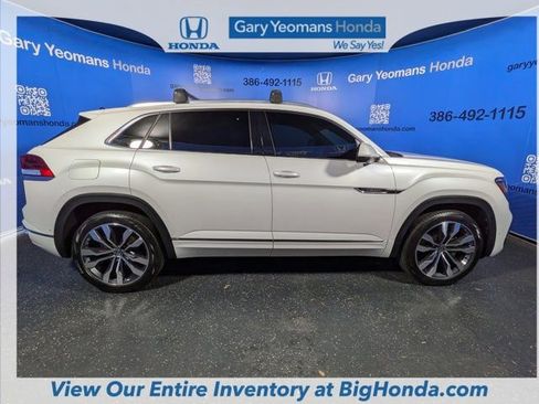Used 2023 Volkswagen Atlas Cross Sport SEL Premium R-Line AWD/4WD image 3