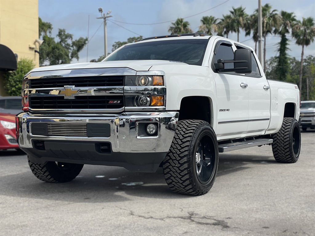 Used 2015 Chevrolet Silverado 2500 LTZ w/ Duramax Plus Package AWD/4WD image 18