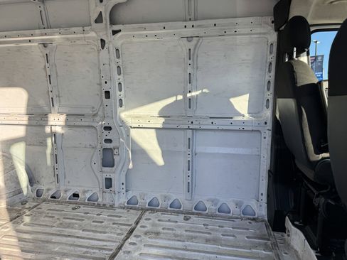 Used 2024 RAM ProMaster 2500 w/ Safety Group image 9