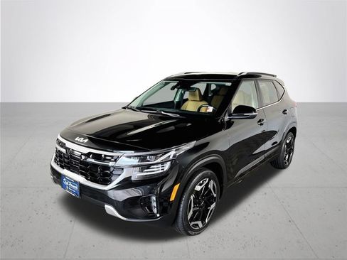 Used 2024 Kia Seltos SX AWD/4WD image 2