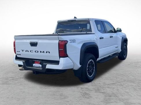 Certified 2024 Toyota Tacoma TRD Off-Road image 7