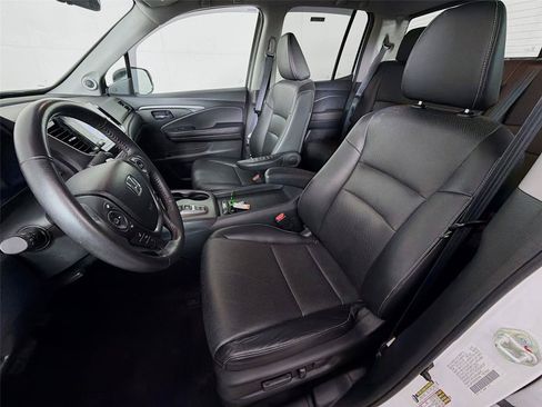Used 2023 Honda Ridgeline RTL image 11