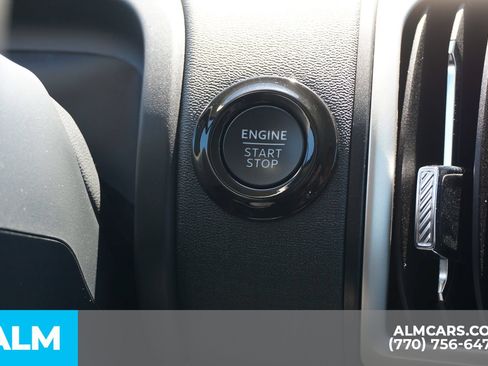 Used 2025 Ford Expedition Active AWD/4WD image 33