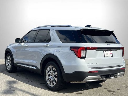 New 2026 Ford Explorer Platinum image 28