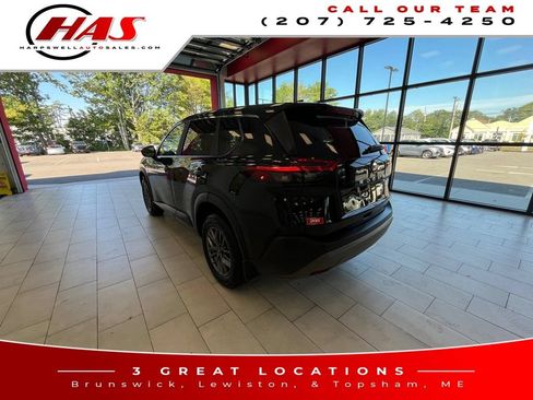 Used 2023 Nissan Rogue S AWD/4WD image 3