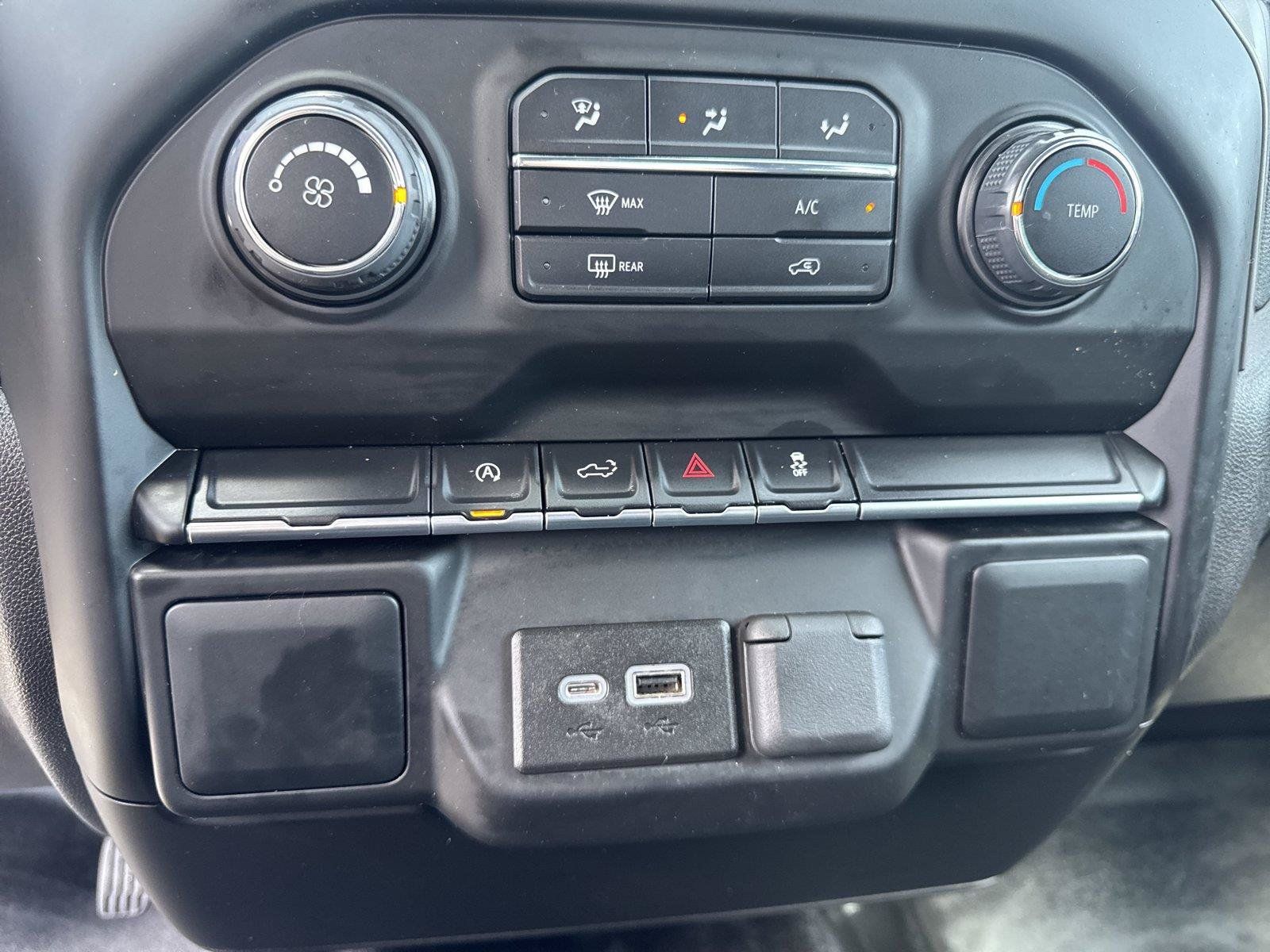 Used 2022 Chevrolet Silverado 1500 Custom w/ Safety Confidence Package AWD/4WD image 27